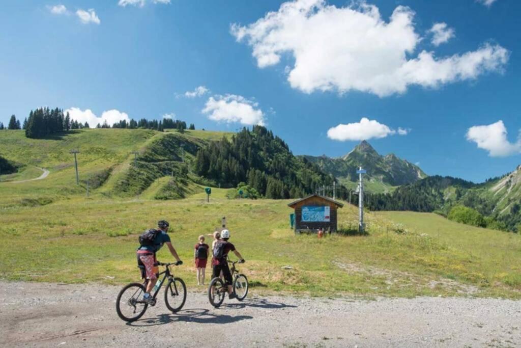 Le Relai S31 - Grand Et Lumineux Studio Avec Coin Montagne 4-6 Pers, Tout Equipe, Avec Wifi, A 30M Des Pistes Avec Un Grand Balcon, Draps Non Compris Saint-Jean-dʼAulps Eksteriør bilde
